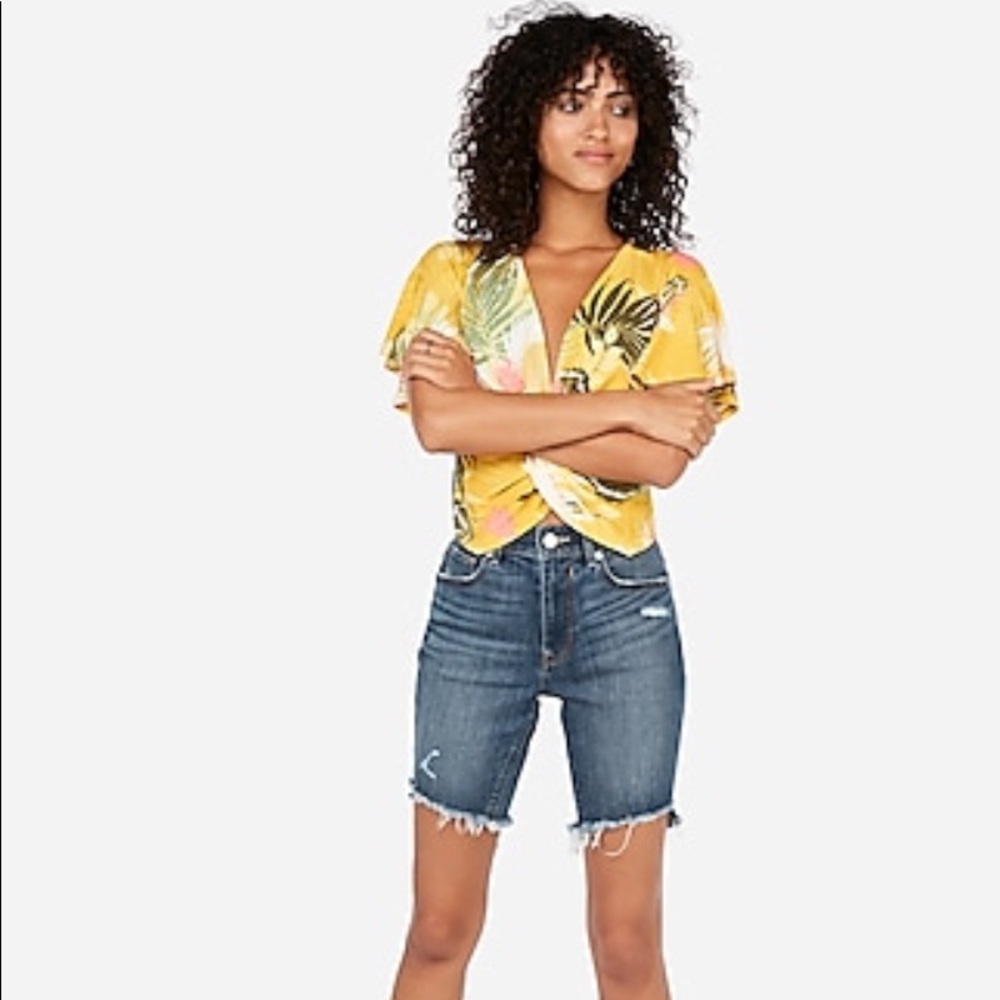 Express One Eleven Tropical Twist Front Top